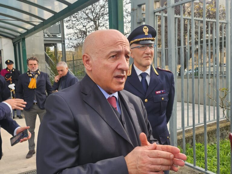 Il percorso del pullman scoperto e l’invito del Questore: “Comportamenti festosi ma rispettosi dell’ordine pubblico”