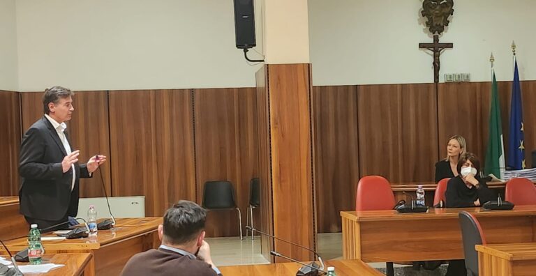 L’affondo di Genovese in aula: chiedo scusa alla città per aver chiesto di sostenere Laura Nargi