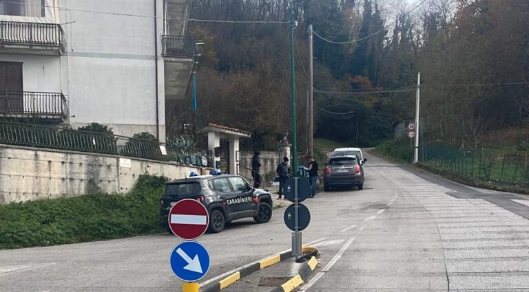 Trovato privo di vita in casa, dramma a Grottolella