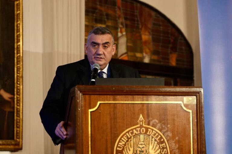 Federazione Nazionale Ordini Veterinari: Limone lancia la sua candidatura