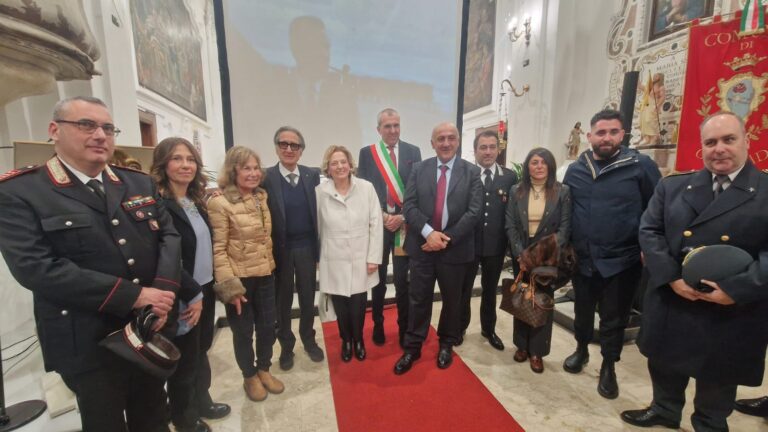 La Sala Riunioni della Questura di Avellino intitolata ad Antonio Ammaturo: l’annuncio del Questore Picone