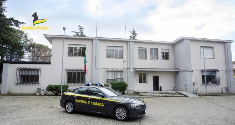 GDF Benevento: sequestro di un autolavaggio a Montesarchio. Accertati reati ambientali e furto di energia elettrica