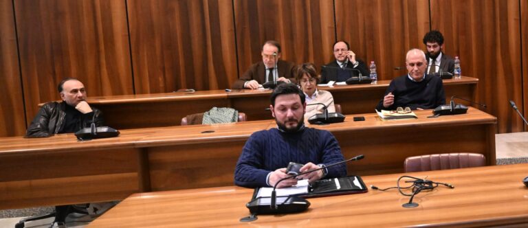 Commissioni e Statuto “ignorati”, i gruppi di minoranza chiedono incontro al Prefetto