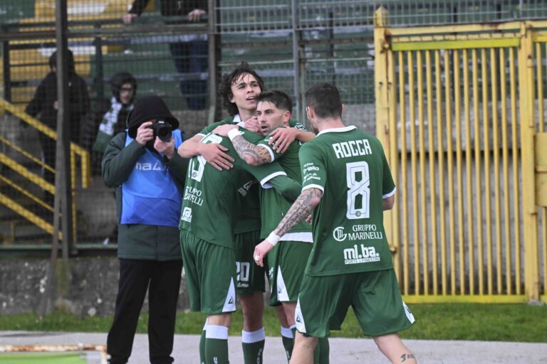 Uomini contati in mediana, ma l’Avellino vuole il primato in un Partenio-Lombardi sold-out