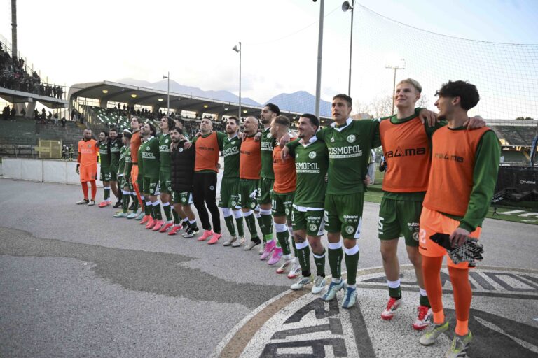 Avellino, vittoria in rimonta a Caserta: il derby è dei biancoverdi