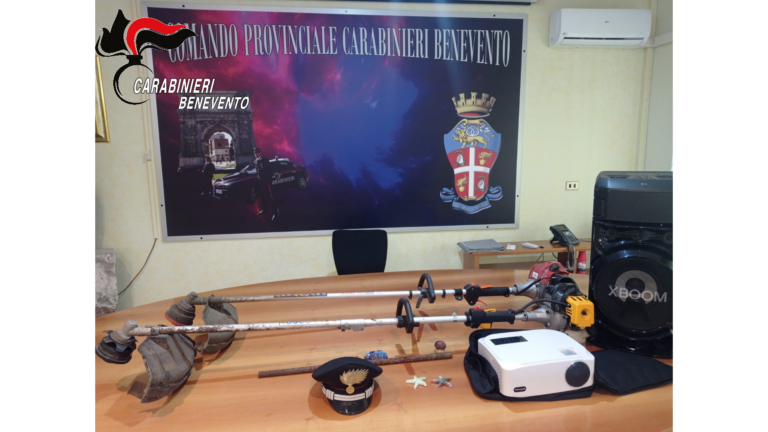 Furto in abitazione: arrestati due uomini in flagranza di reato