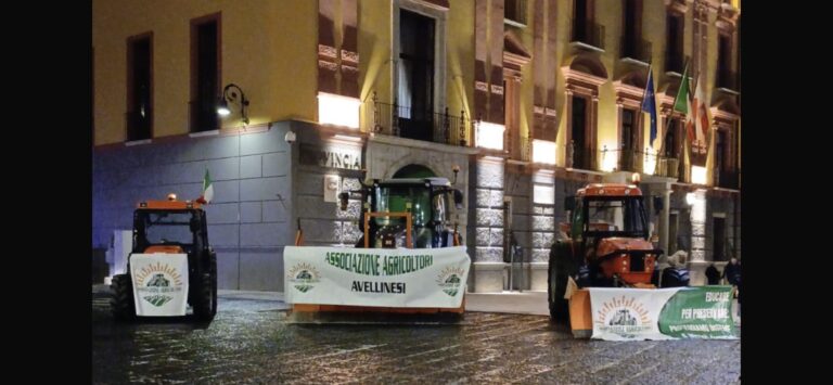 Avellino si mobilita: il corteo dei trattori al centro della protesta per salvare l’agricoltura