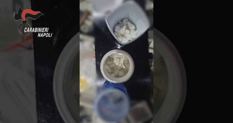 Delivery della droga, giro d’affari da 100mila euro al mese. Blitz anche ad Avellino