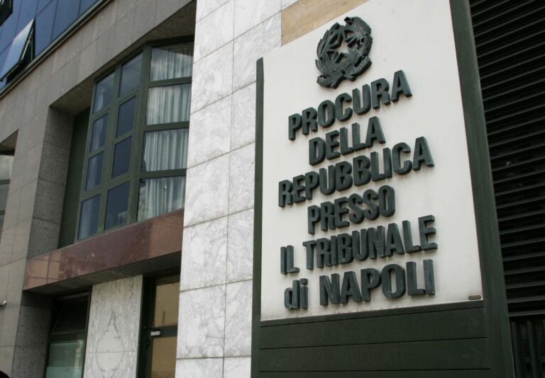 Raid con pistola e mitra per debiti di droga: l’Antimafia ottiene processo “lampo”