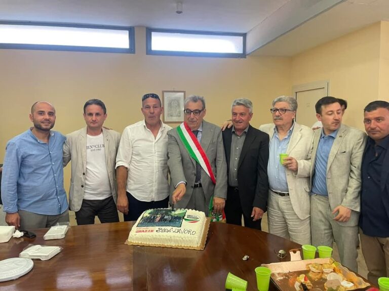 Moschiano, sindaco e consiglieri: niente lezioni da chi ha abbandonato i suoi elettori