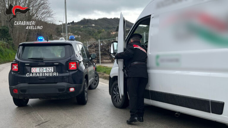 San Martino e Grottaminarda: i Carabinieri arrestano 25enne e denunciano 30enne