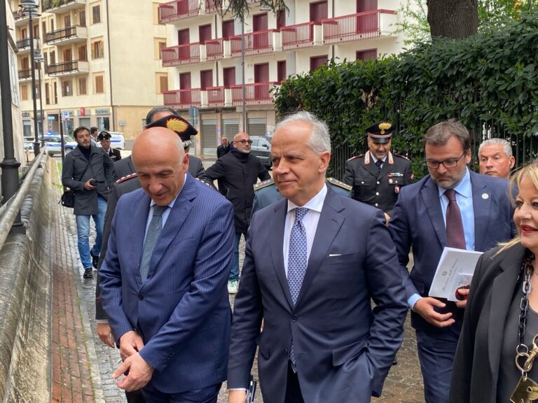 Regionali, la metafora di Piantedosi: “Come per l’Avellino, a volte gli outsider fanno la storia”