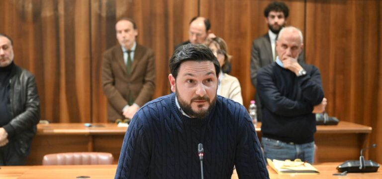 Aquino: regola che potrebbe non garantire il rispetto della rappresentanza partitica nel dialogo politico