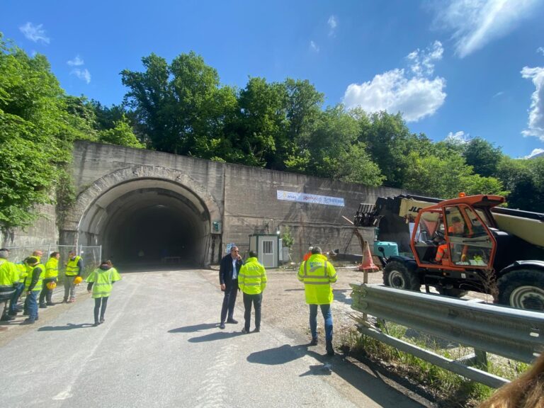 Galleria Monte Pergola, Anas conferma: nuova canna aperta entro luglio anche ai mezzi pesanti
