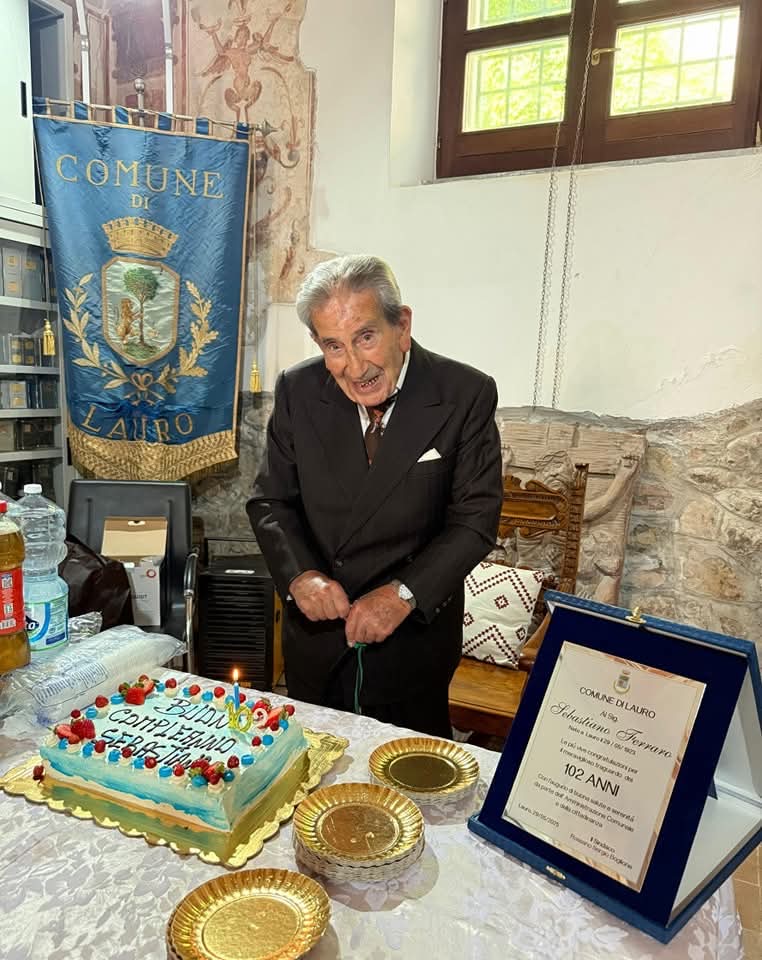 Sebastiano realizza il suo sogno: festeggiare il traguardo dei 102 anni a Lauro