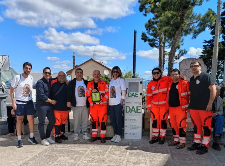 Grottaminarda cardio-protetta: altri due defibrillatori alla comunità da parte dell’ANPAS