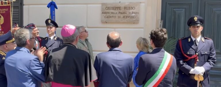 Sapri intitola la sede della Polizia Stradale alla memoria dell’agente Giuseppe Russo