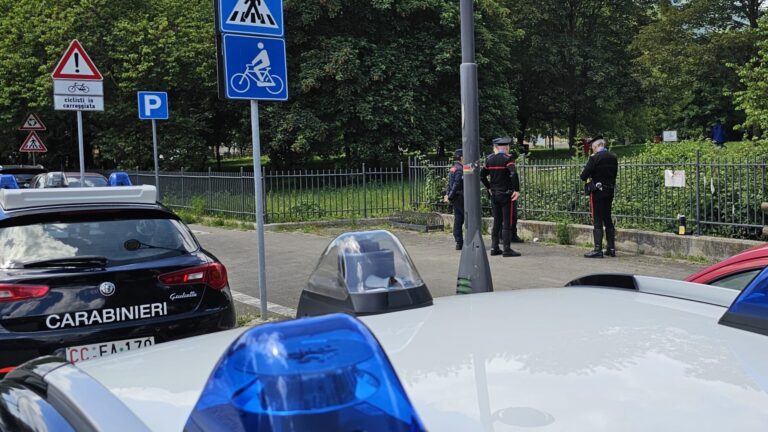 FOTO/ Acque rosse nel torrente: accertamenti in corso da parte dei Carabinieri