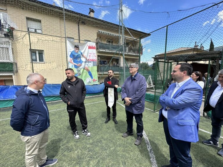Serino, don Patriciello inaugura un parco pubblico alla memoria di Di Matteo