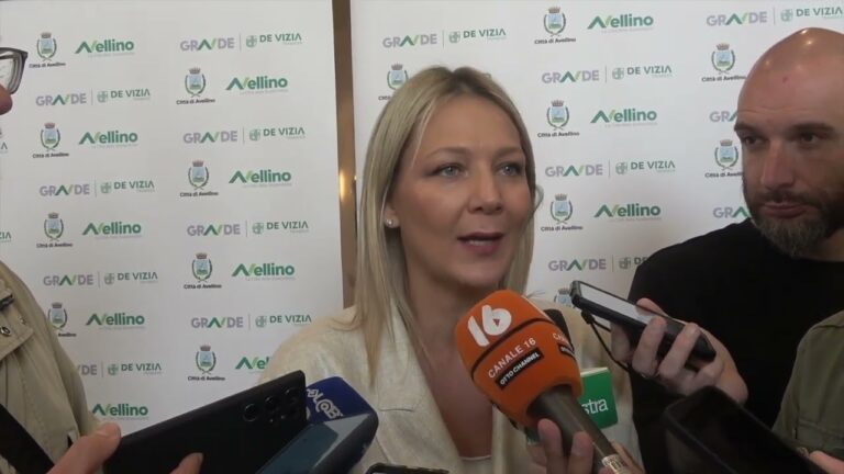 VIDEO-FOTO/ Crollo e tragedia sfiorata all’Eliseo, Nargi. “Edificio messo in sicurezza”