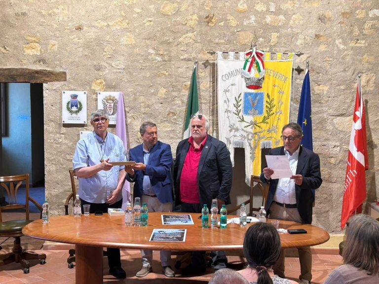 Monteverde, IV Edizione Premio Internazionale “uMani”: conferito a Don Maurizio Patriciello