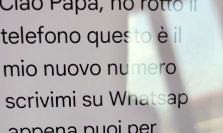 Ciao papa’….ecco l’ultimo messaggio truffa che corre via telefono