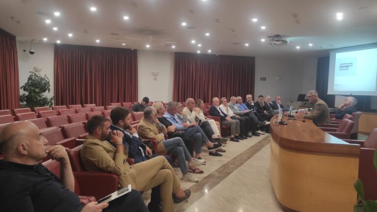 Treno Napoli–Avellino: gli Ordini professionali sposano la proposta Ance