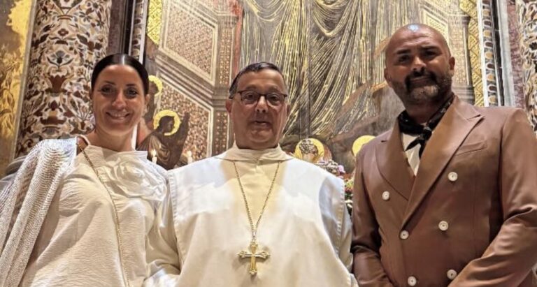 25 anni d’amore: la benedizione dell’Abate di Montevergine per Biancolino e Mary