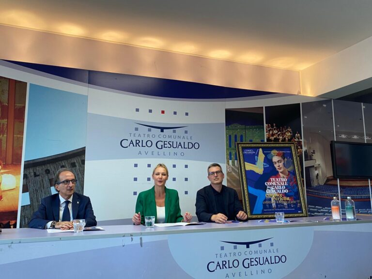 Ora è ufficiale: la Commissaria taglia la stagione del Teatro Carlo Gesualdo