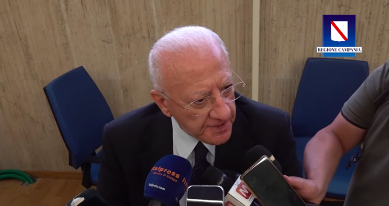 West Nile: in Campania 8 casi, di cui 4 ricoveri. De Luca: “Situazione sotto controllo”