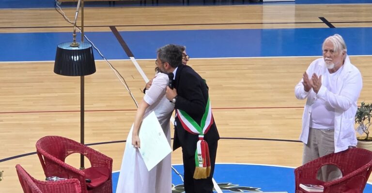 Francesca Albanese, Franza: “Un onore averti consegnato le chiavi della città”