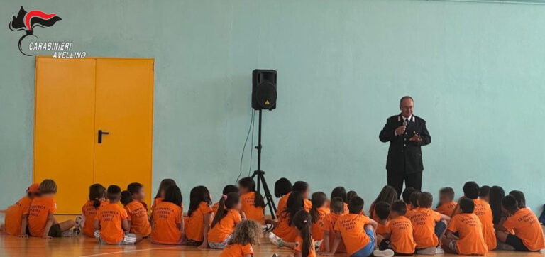 Castel Baronia, Carabinieri incontrano i giovani della Ludoteca Comunale