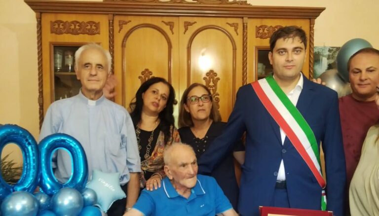 Nuovo centenario in Irpinia: festa a San Mango sul Calore per Virgilio Coppola