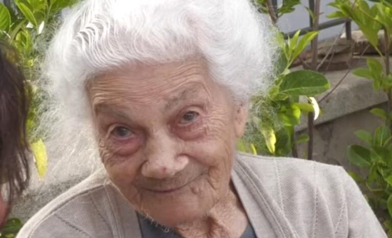 San Mango sul Calore, i 102 anni di nonna Iolanda: orgoglio della comunità