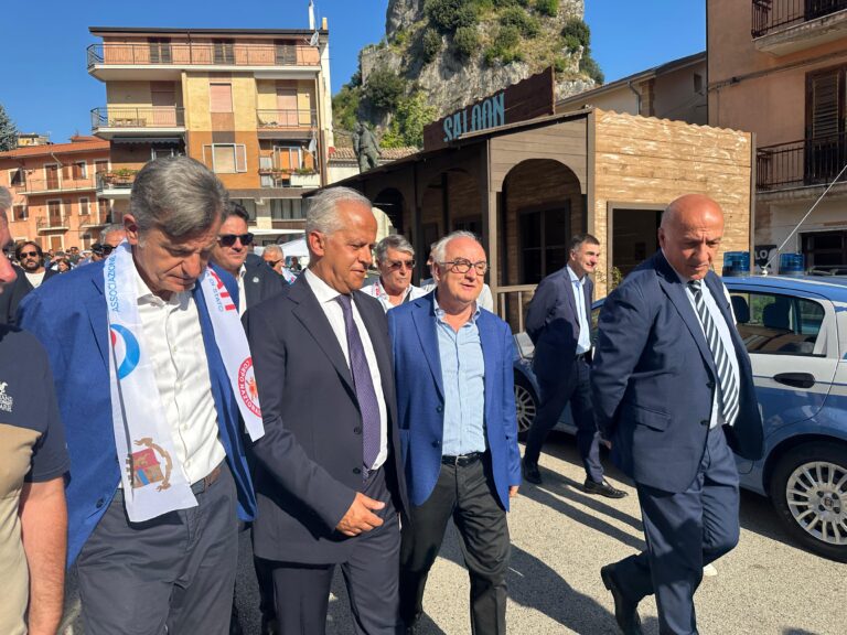 Emergenza idrica, Piantedosi: paradossale per  l’Irpinia ricca di acqua, confido nella prossima guida della Regione