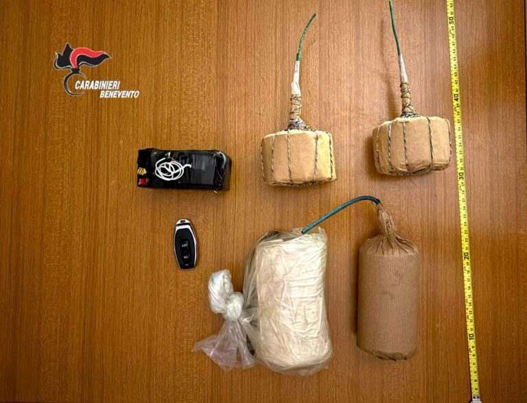 Un arresto per possesso di ordigni esplosivi