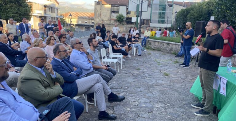 Video/Stazione – Ciampi: “Su elettrificazione De Luca deficitario”. Petracca: “Cantiere pronto nel 2026”