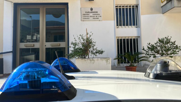 Viola il divieto di avvicinamento: i Carabinieri arrestano un 47enne