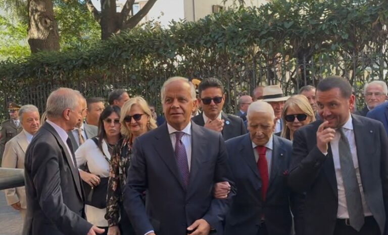 Regionali, Piantedosi fiducioso: “Siamo alla stretta finale su un candidato civico. Coalizione Fico? Innaturale”