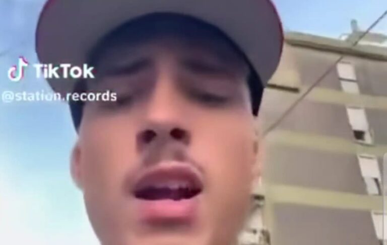 Evento annullato a Montefredane, Frezza: canto la forza di uscire dai brutti contesti