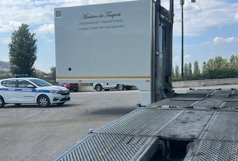 Mezzi pesanti sulla Ss7Bis: controlli di Polizia Locale e Motorizzazione
