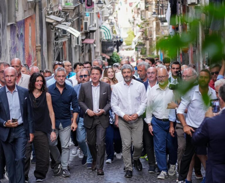 Regionali, cinque “tavoli tematici” per costruire il programma di Fico alla guida della Campania
