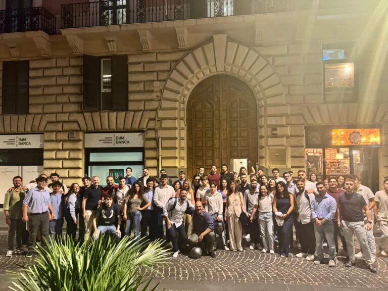 Storico incontro dei giovani progressisti a Napoli: un passo avanti per l’impegno giovanile in Campania