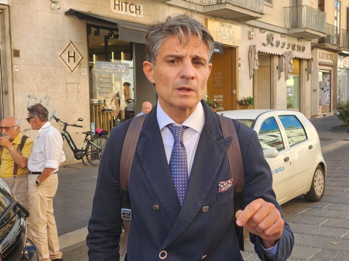 f4ed1448-c202-4905-b9fa-950580bad855