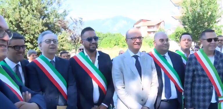 Il Ministro Valditara: “Approvvigionamento acqua compete a Regione Campania”
