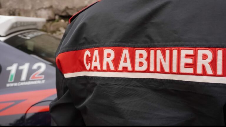 Contrasto all’uso e spaccio di stupefacenti: i Carabinieri segnalano 5 persone