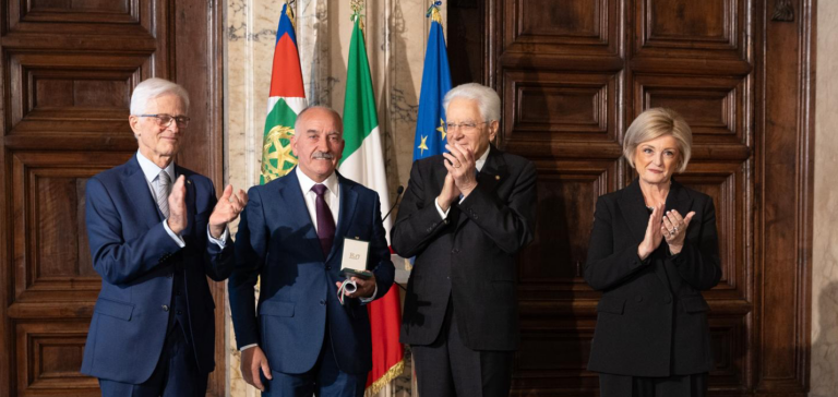 Poste: Lorenzo Cipriano, orgoglio di Villamaina, premiato al Quirinale