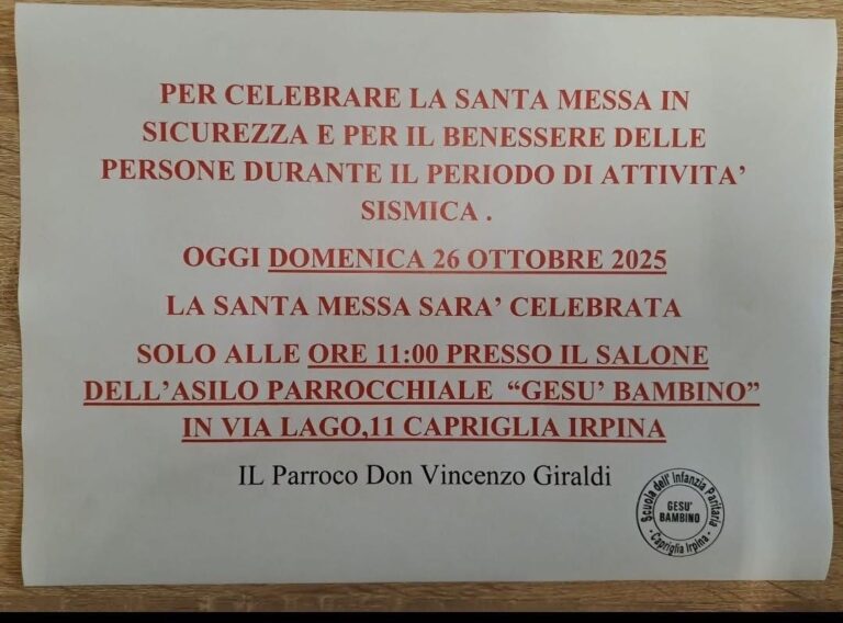 Scossa in Irpinia, a Capriglia la messa si celebra nel salone dell’asilo