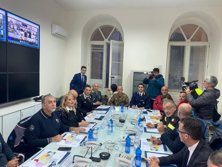 Il Capo della Protezione Civile ad Avellino: “Non è il terremoto a fare i morti, ma i palazzi mal costruiti”