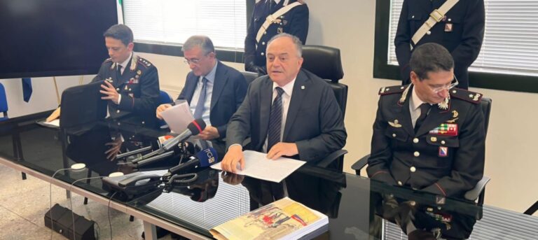 Blitz antimafia, quattro clan puntavano ai milioni di una truffa: spuntano anche i Cava